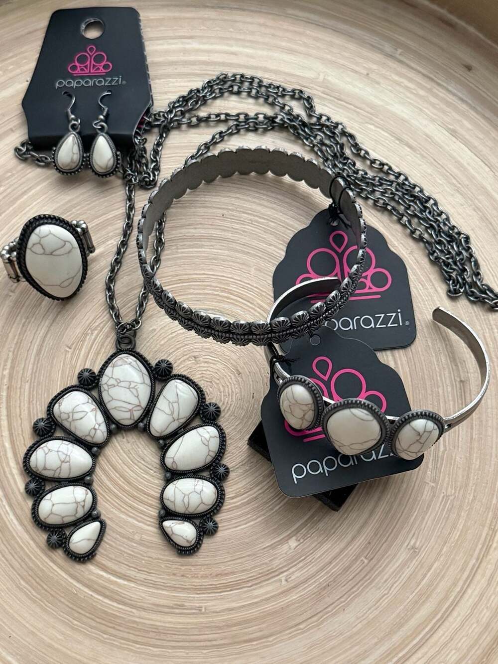 Vintage SSF-0420 4-piece Paparazzi Jewelry Set